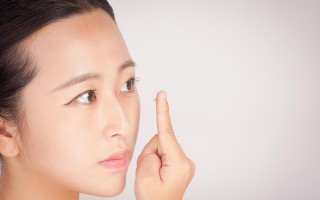 远视美瞳怎么配，